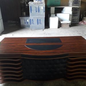 میز مدیریت سلنا